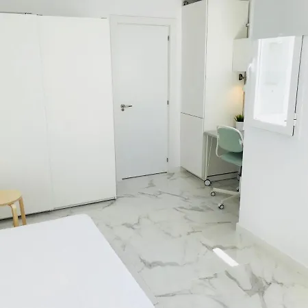 New 2br 100m-to-beach Free Parking * Fuengirola