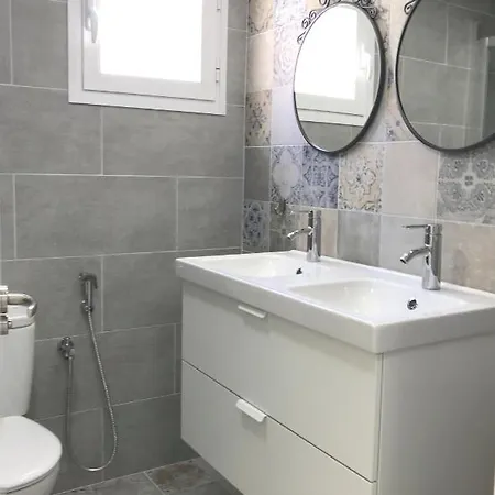 Appartement New 2br 100m-to-beach Free Parking