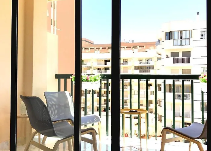 New 2br 100m-to-beach Free Parking *