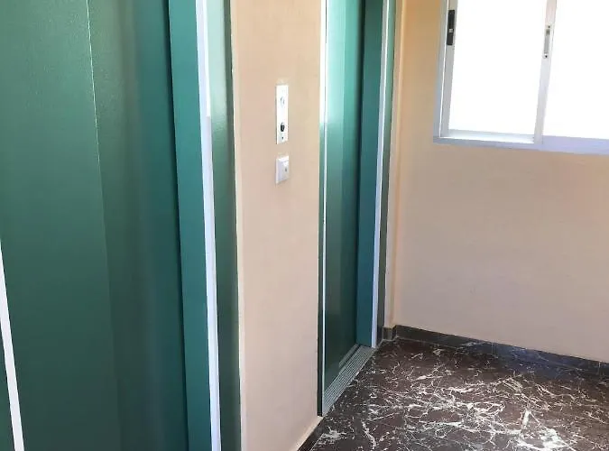 New 2br 100m-to-beach Free Parking * Fuengirola