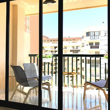 New 2br 100m-to-beach Free Parking *